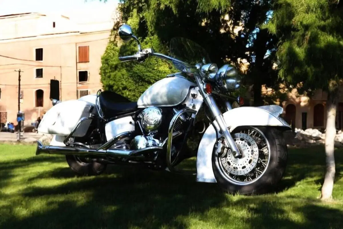 Yamaha XVS 1100 Drag Star A Classic (2000 - 06) (17)