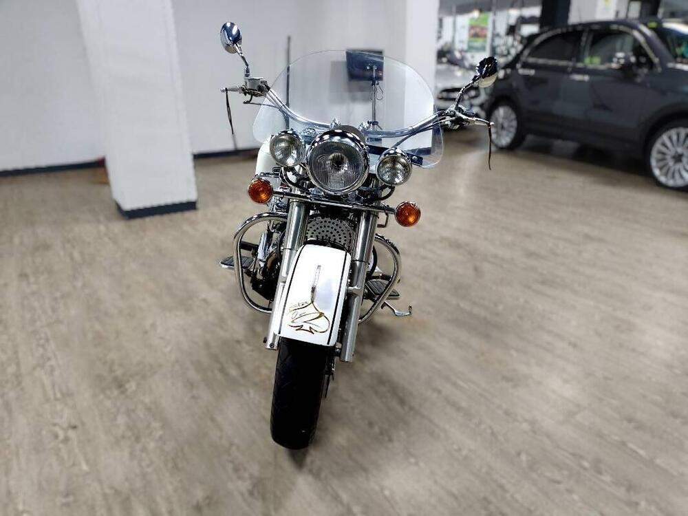 Yamaha XVS 1100 Drag Star A Classic (2000 - 06) (2)