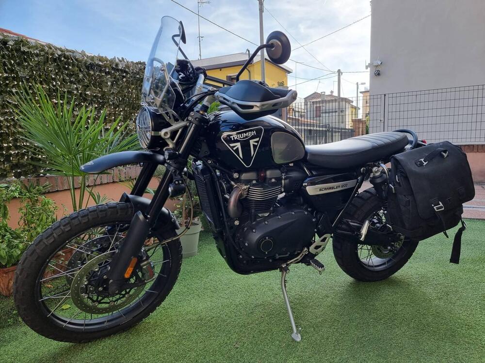 Triumph Scrambler 1200 XE Bond Edition (2020)