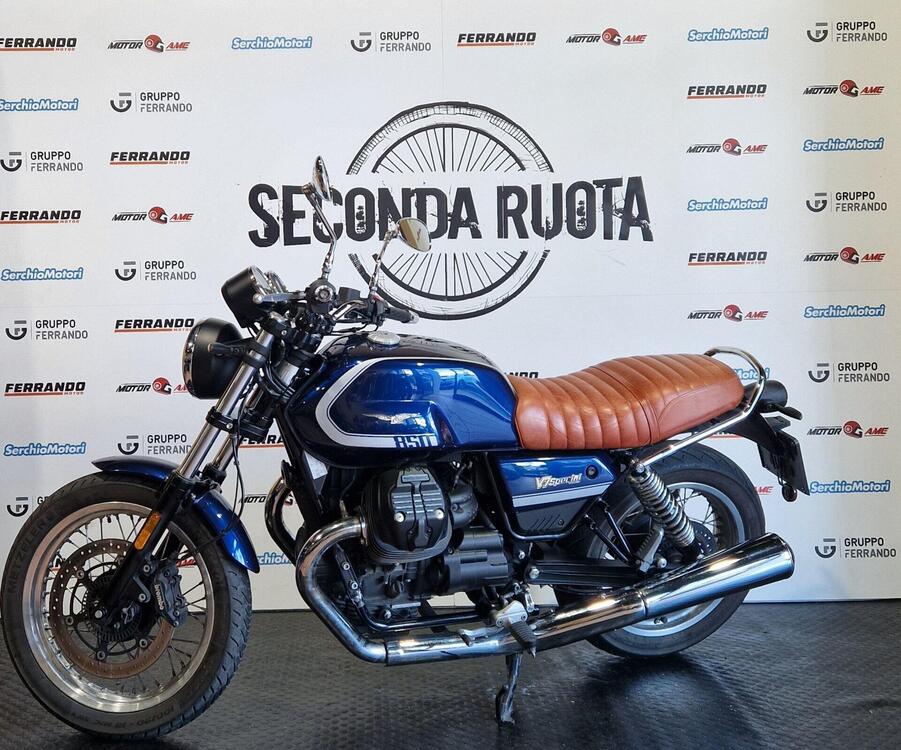 Moto Guzzi V7 Special (2021 - 24) (3)