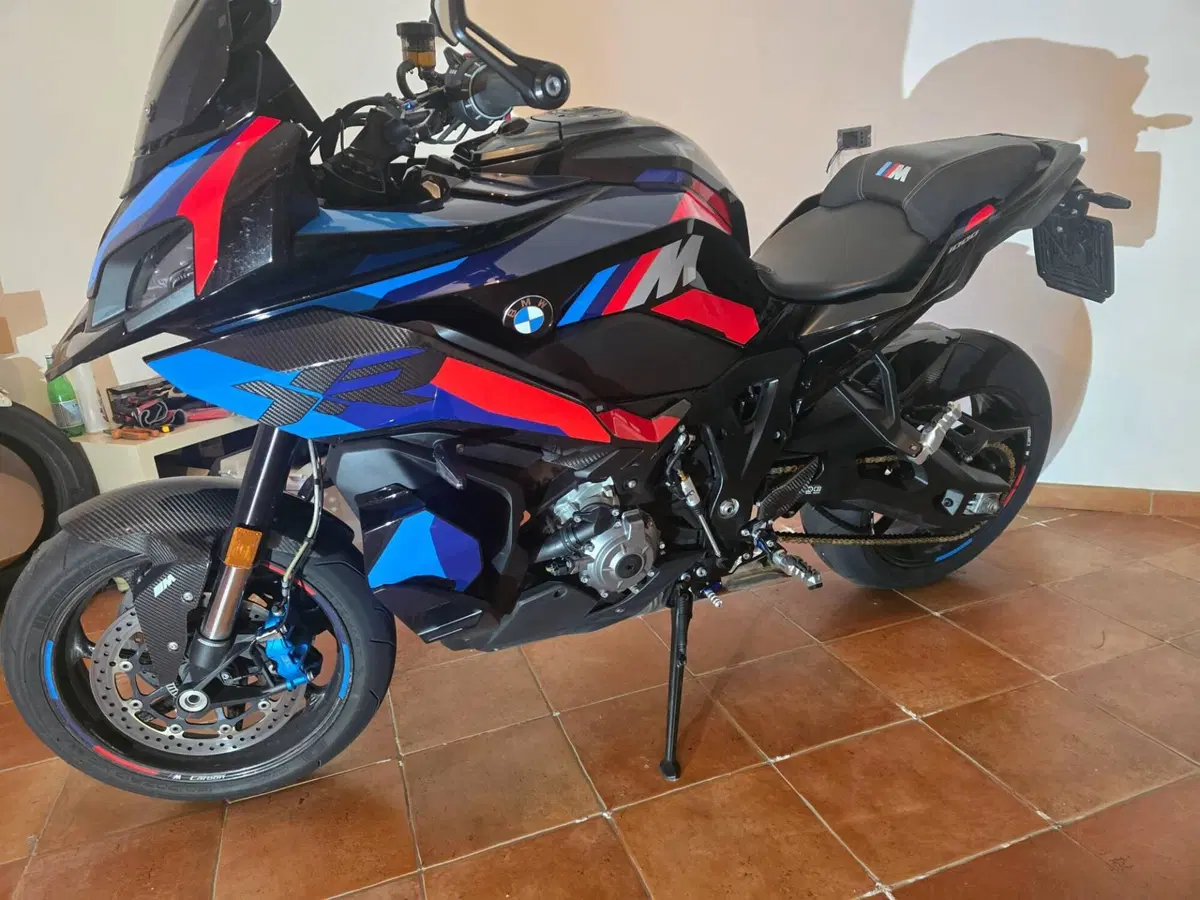 Bmw M 1000 XR (2024 - 26)