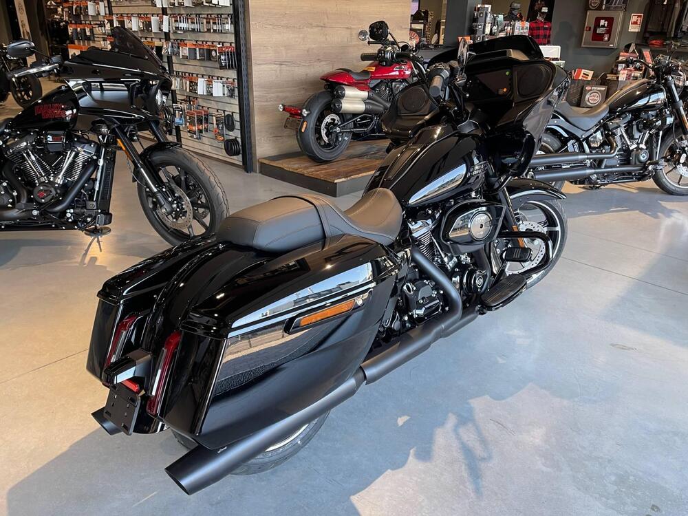 Harley-Davidson Road Glide (2024 - 25) (2)
