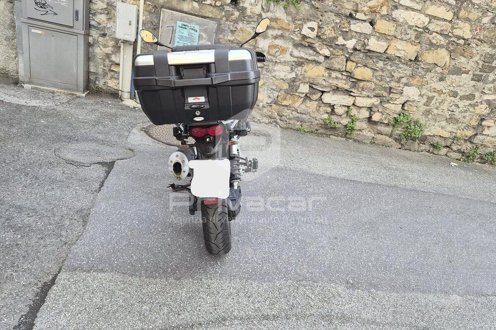 Moto Guzzi V85 TT (2021 - 23) (5)