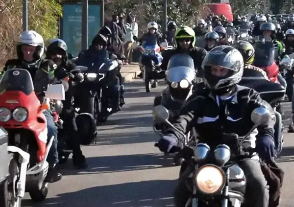 EICMA 2025. Prevendite record e viabilità a rischio: l'organizzazione invita a raggiungere la fiera in moto