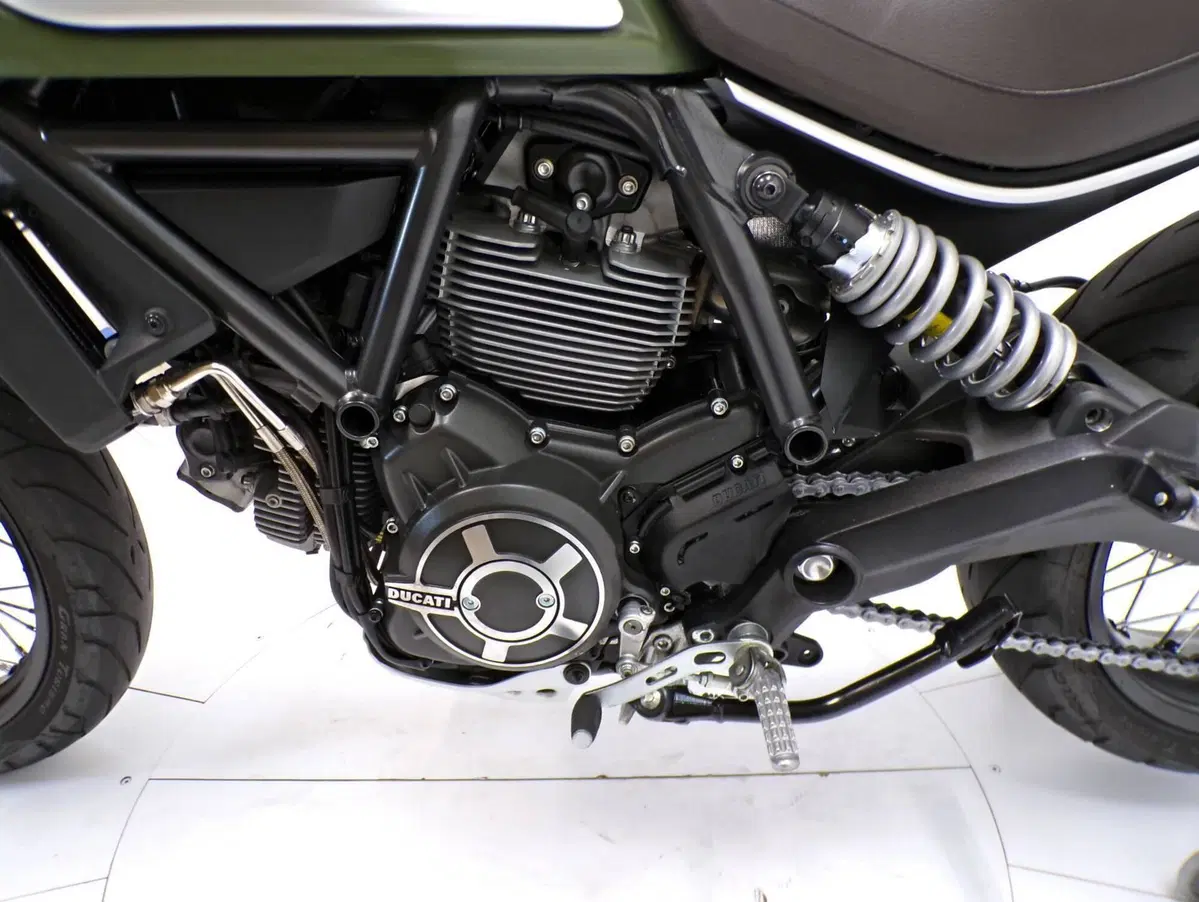 Ducati Scrambler 800 Urban Enduro (2015 - 16) (8)