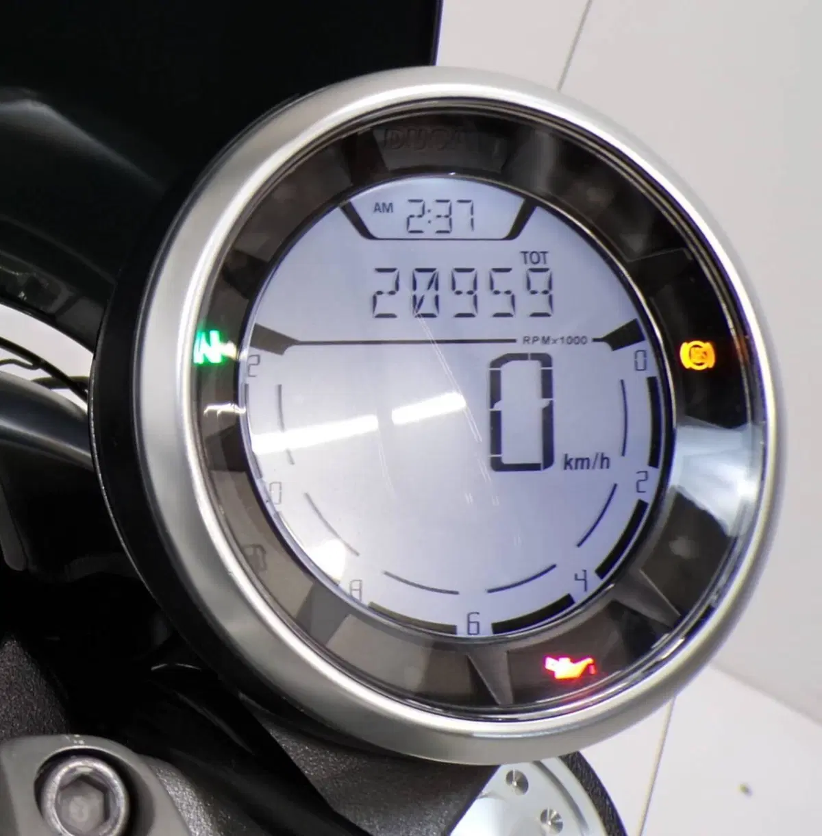 Ducati Scrambler 800 Urban Enduro (2015 - 16) (13)