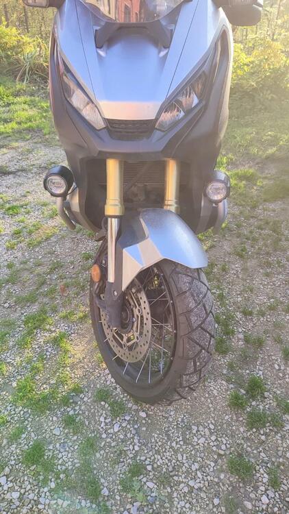 Honda X-ADV 750 (2017) (2)