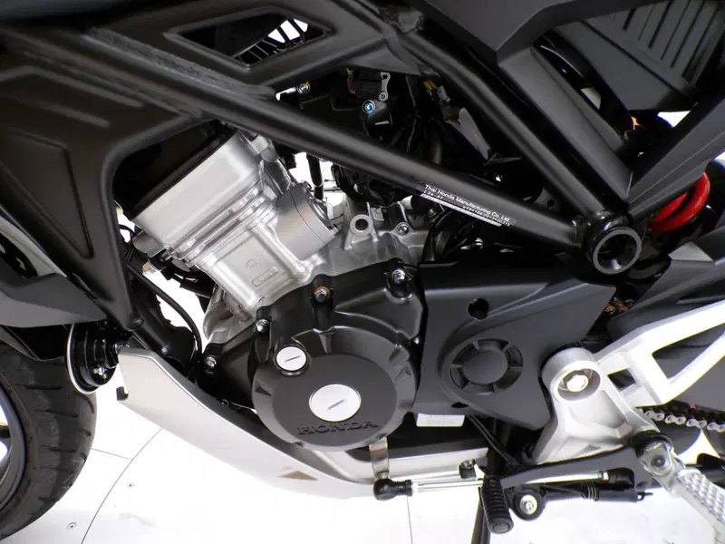 Honda CB 125 R (2018 - 20) (7)