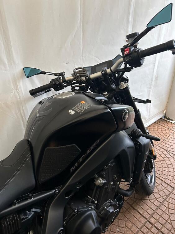 Yamaha MT-09 (2021 - 23) (5)