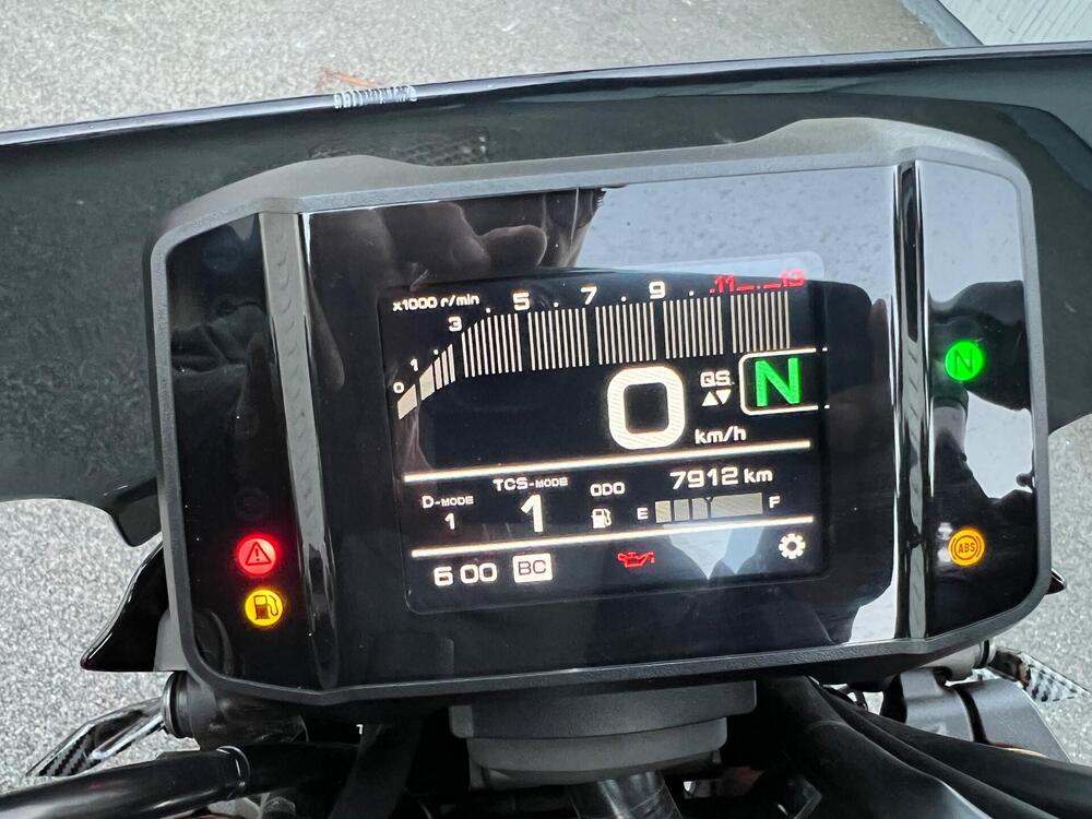 Yamaha MT-09 SP (2021 - 23) (5)