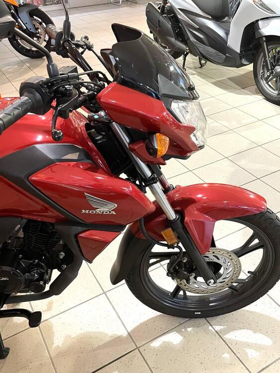 Honda CB 125 F (2021 - 25) (4)