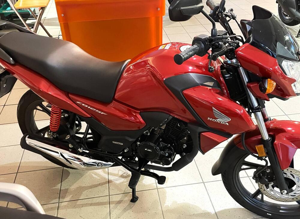 Honda CB 125 F (2021 - 25) (5)