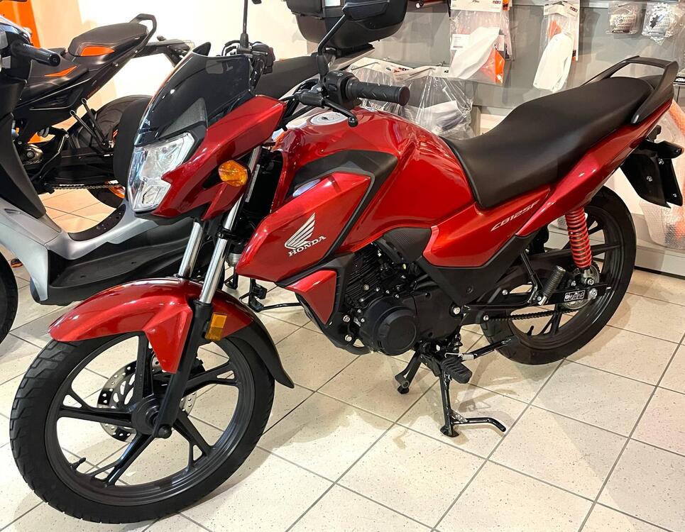 Honda CB 125 F (2021 - 25) (3)