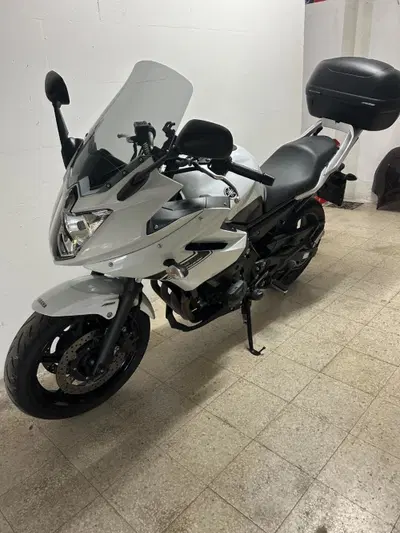 Yamaha XJ6 Diversion ABS (2009 - 15) usata