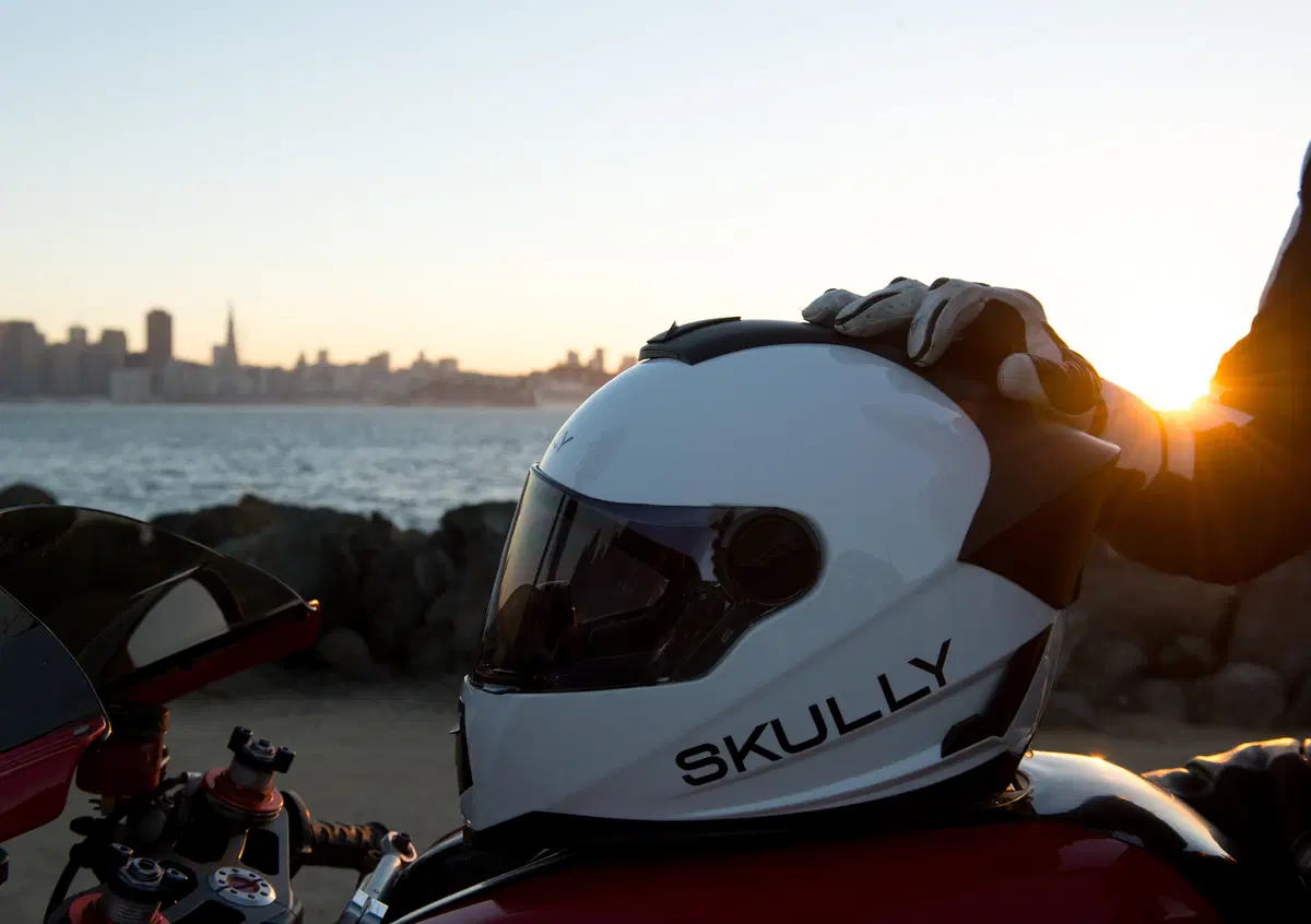 Skully, chiude i battenti la start-up del casco del futuro 