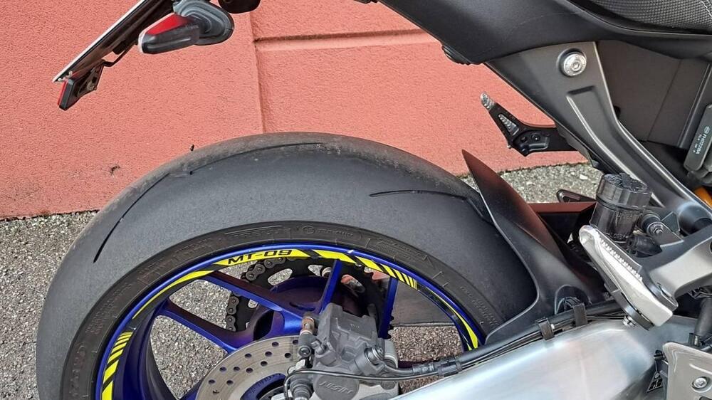 Yamaha MT-09 SP (2021 - 23) (4)