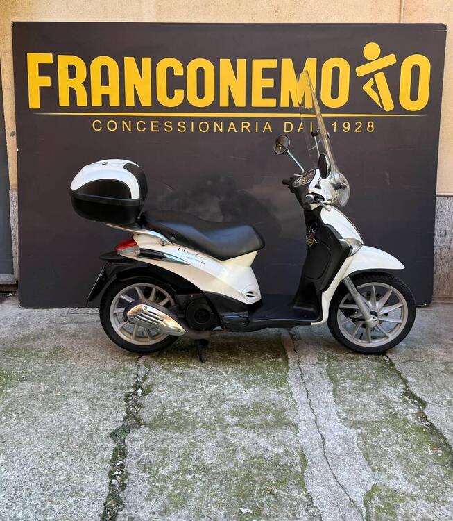 Piaggio Liberty 150 3V Full Optional (2013 - 15) (3)