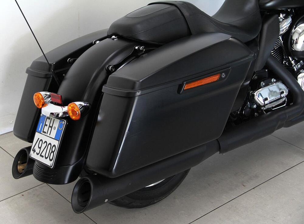 Harley-Davidson 107 Street Glide Special (2017 - 19) - FLHXS (3)