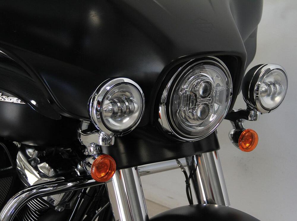 Harley-Davidson 107 Street Glide Special (2017 - 19) - FLHXS (5)