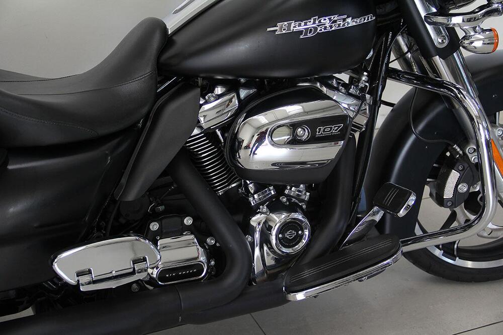 Harley-Davidson 107 Street Glide Special (2017 - 19) - FLHXS (4)