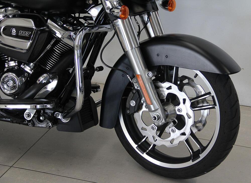 Harley-Davidson 107 Street Glide Special (2017 - 19) - FLHXS (2)