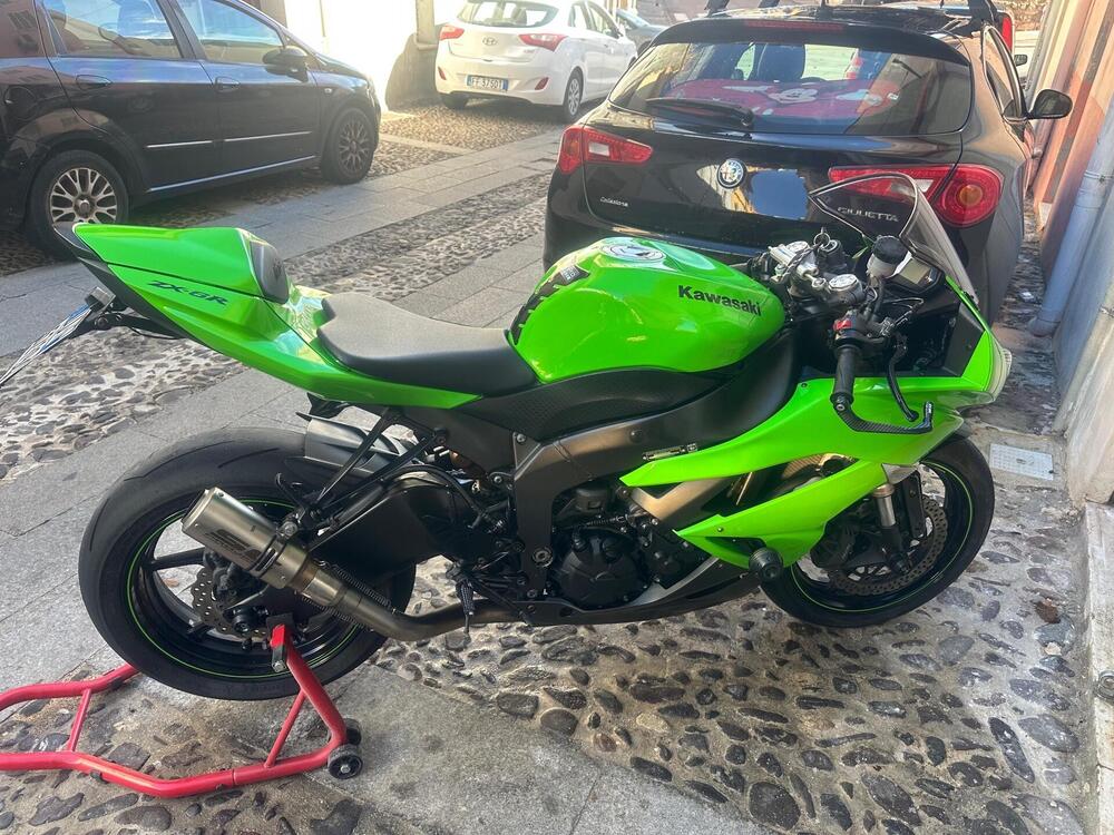 Kawasaki Ninja 600 ZX-6R (2009 - 16) (3)