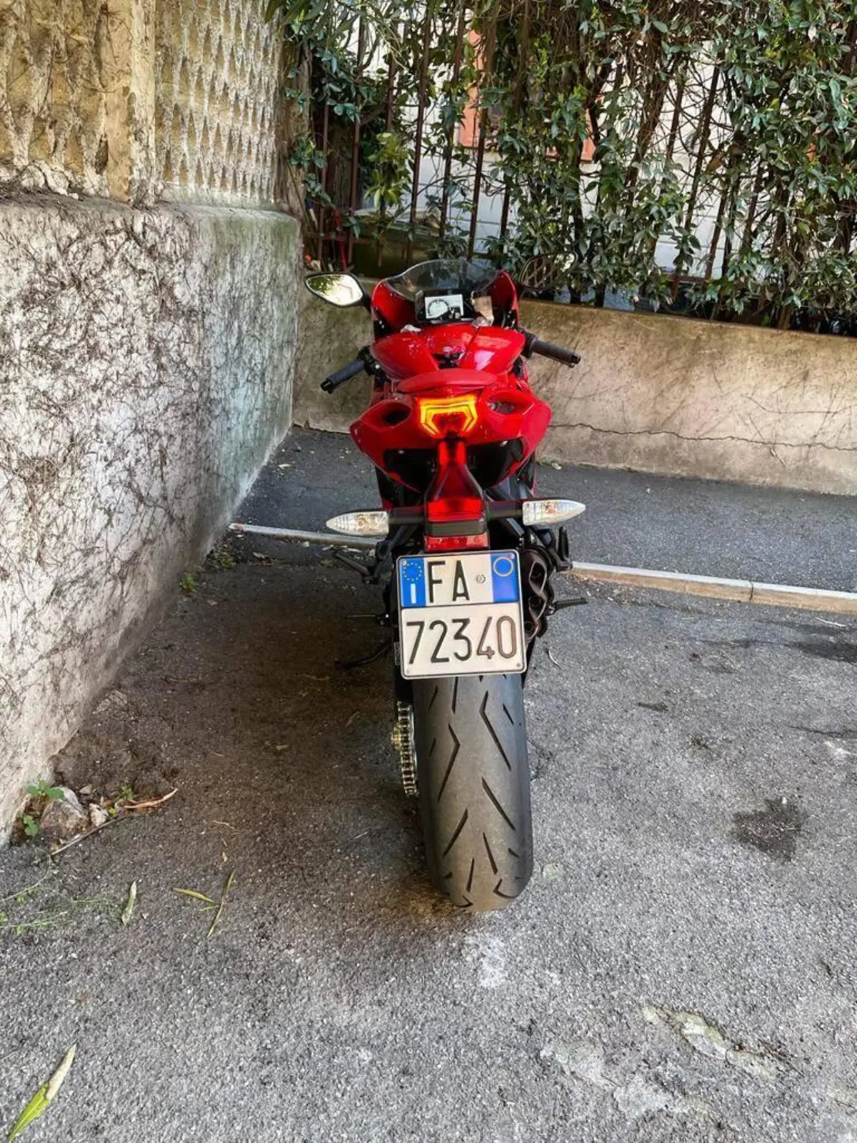 MV Agusta F3 800 Rosso (2021 - 23) (8)