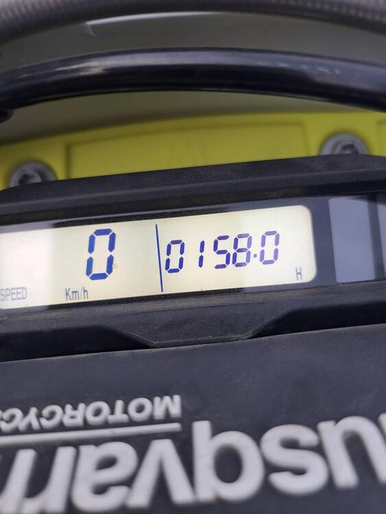 Husqvarna TE 300 (2024) (3)