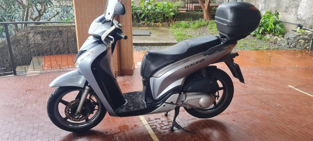 Honda SH 150 i (2009 - 12) (3)