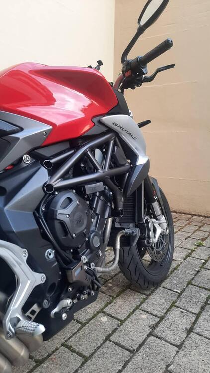 MV Agusta Brutale 800 EAS ABS (2016 - 19) (2)