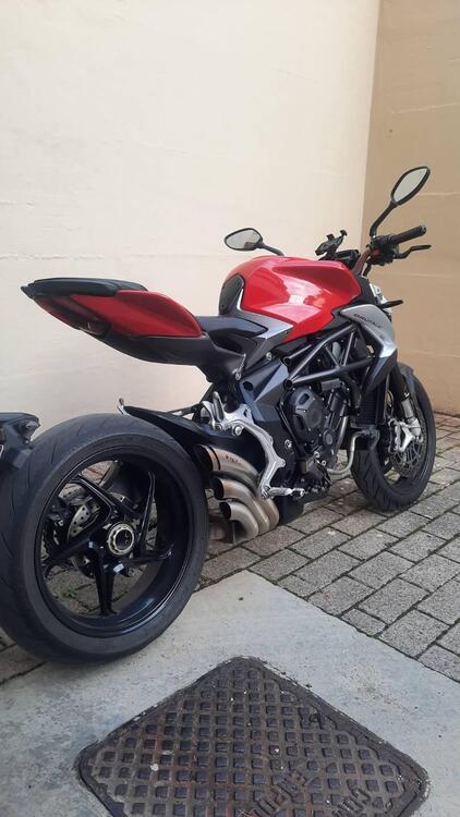 MV Agusta Brutale 800 EAS ABS (2016 - 19) (4)