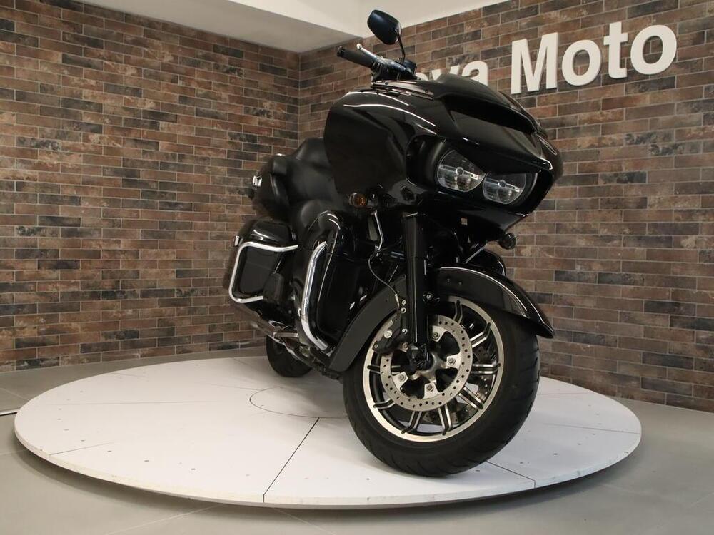 Harley-Davidson 114 Road Glide Ultra (2019) - FLTRXU (5)