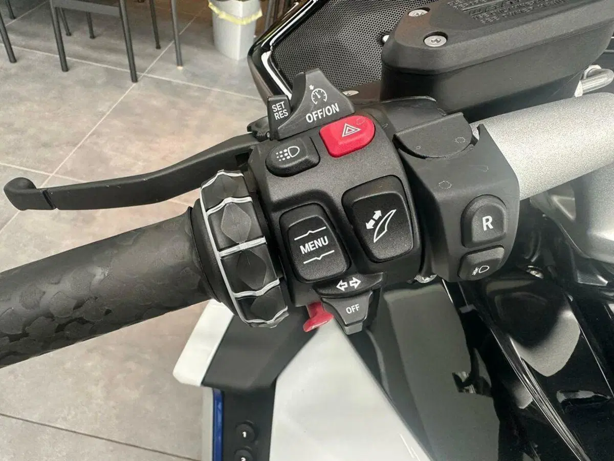 Bmw K 1600 GT (2022 - 26) (13)