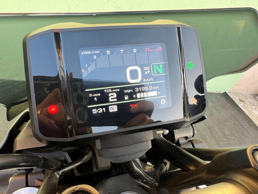 Yamaha MT-09 (2021 - 23) (5)