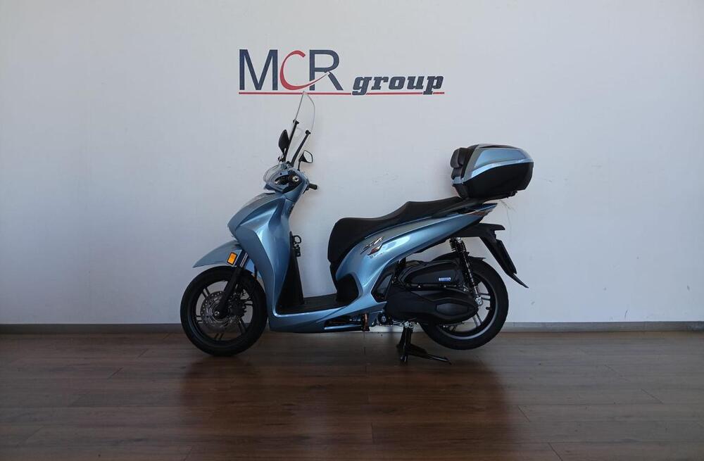 Honda SH 350 (2021 - 24) (2)