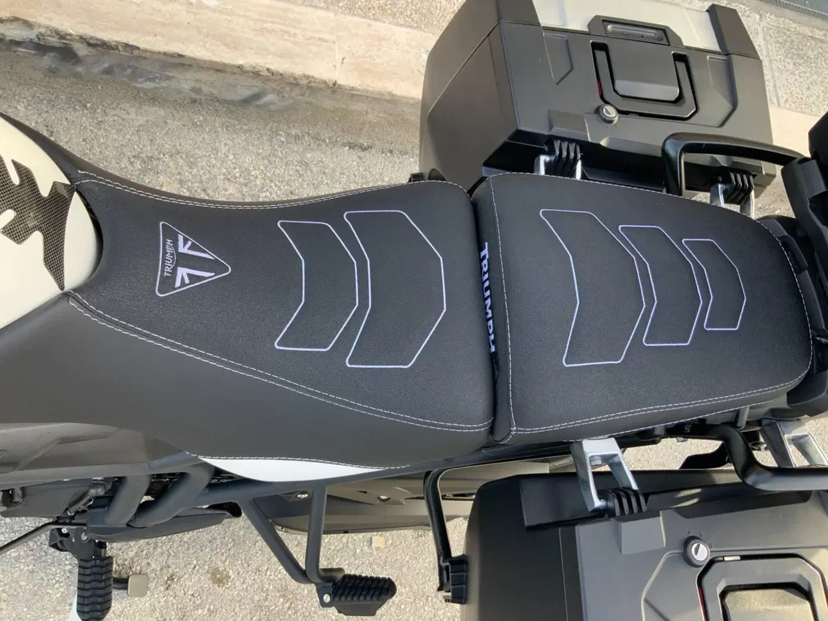Triumph Tiger 800 XR (2015 - 17) (9)