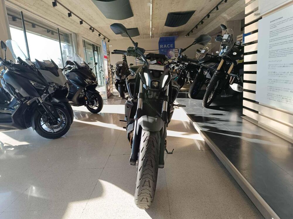 Yamaha MT-07 Pure (2023 - 25) (2)