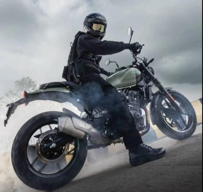 Royal Enfield Guerrilla 450 (2024 - 25) (2)