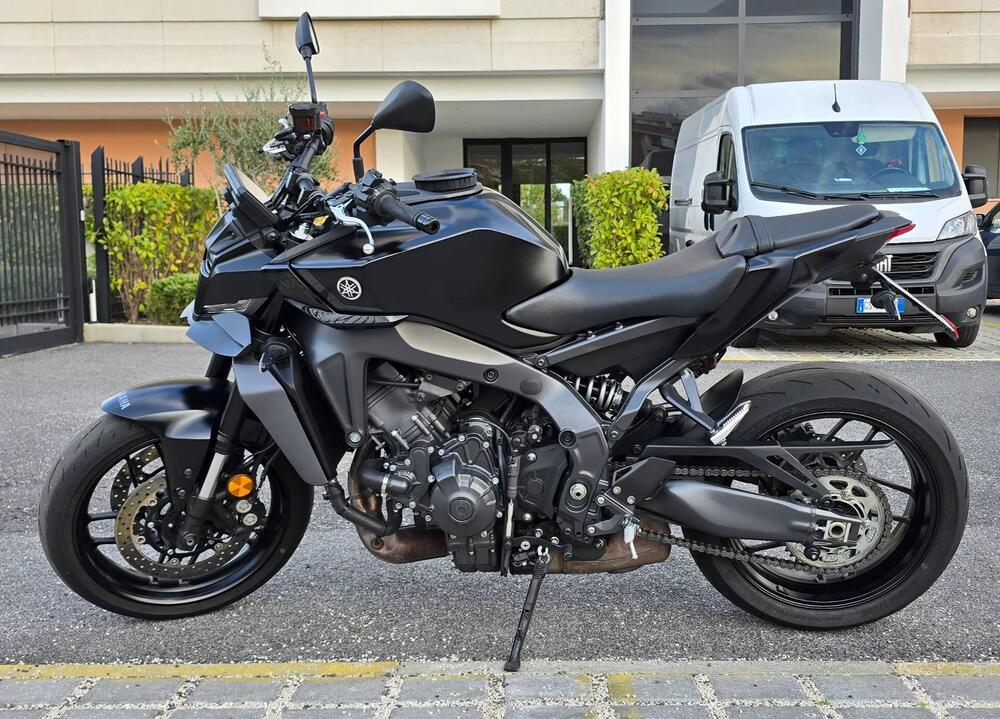 Yamaha MT-09 (2024 - 25) (3)