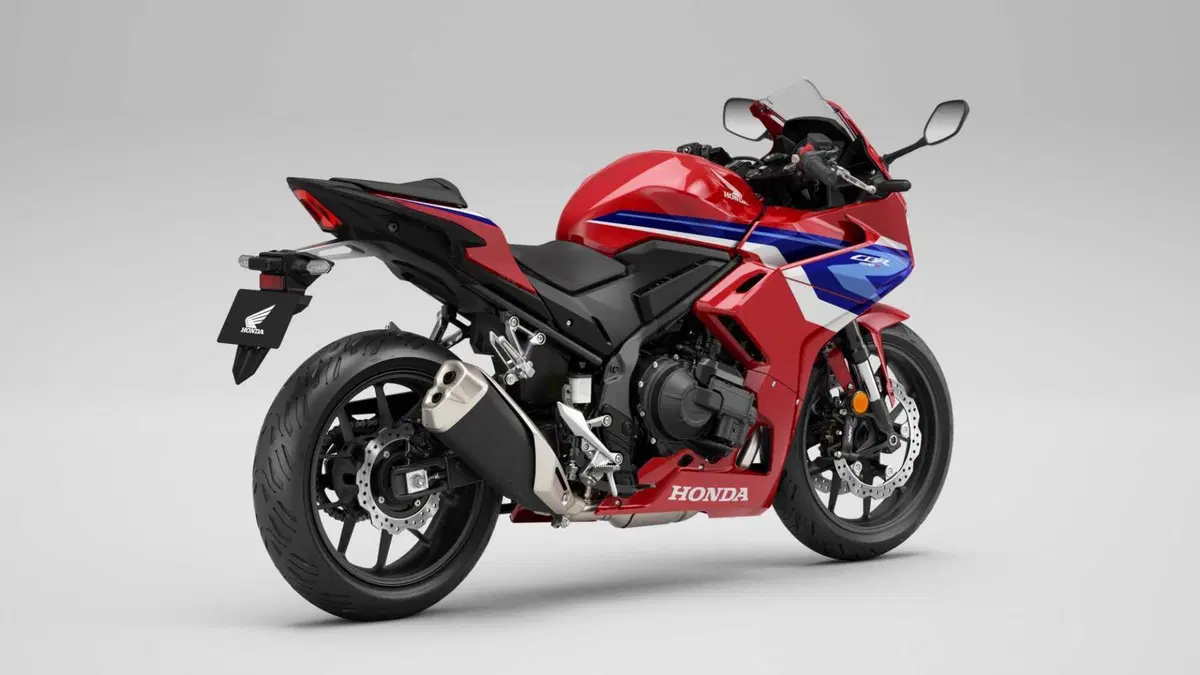 Honda CBR 500 R CBR 500 R (2026) (3)