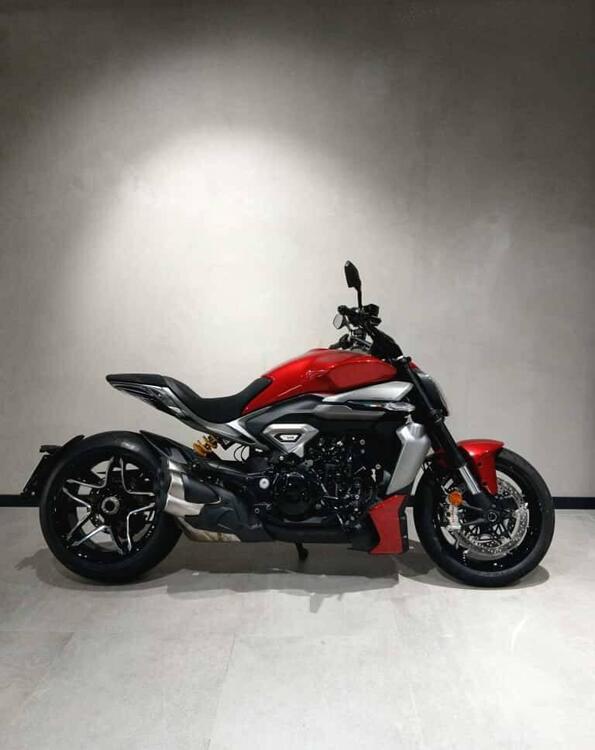Ducati XDiavel V4 (2025)