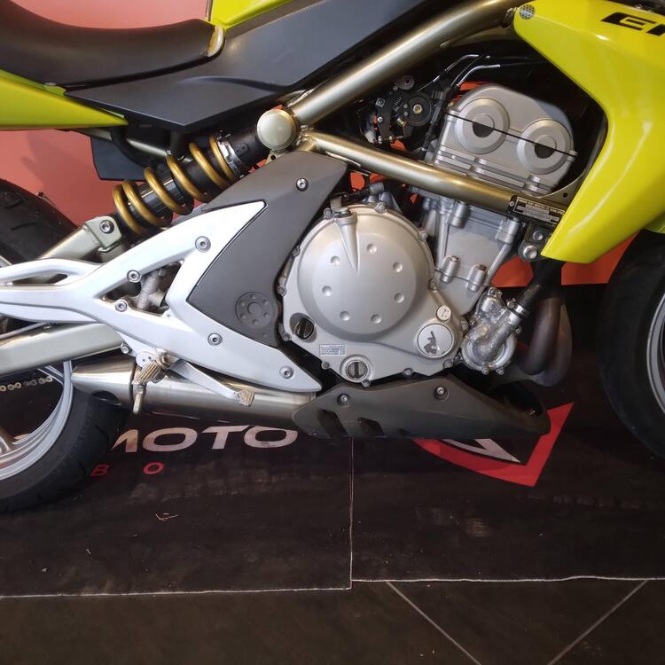 Kawasaki ER-6N (2006 - 09) (5)