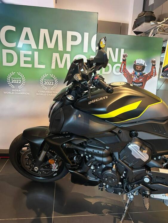 Ducati Diavel V4 (2023 - 25)