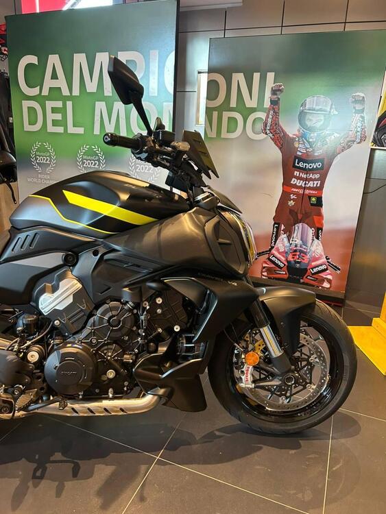 Ducati Diavel V4 (2023 - 25) (3)