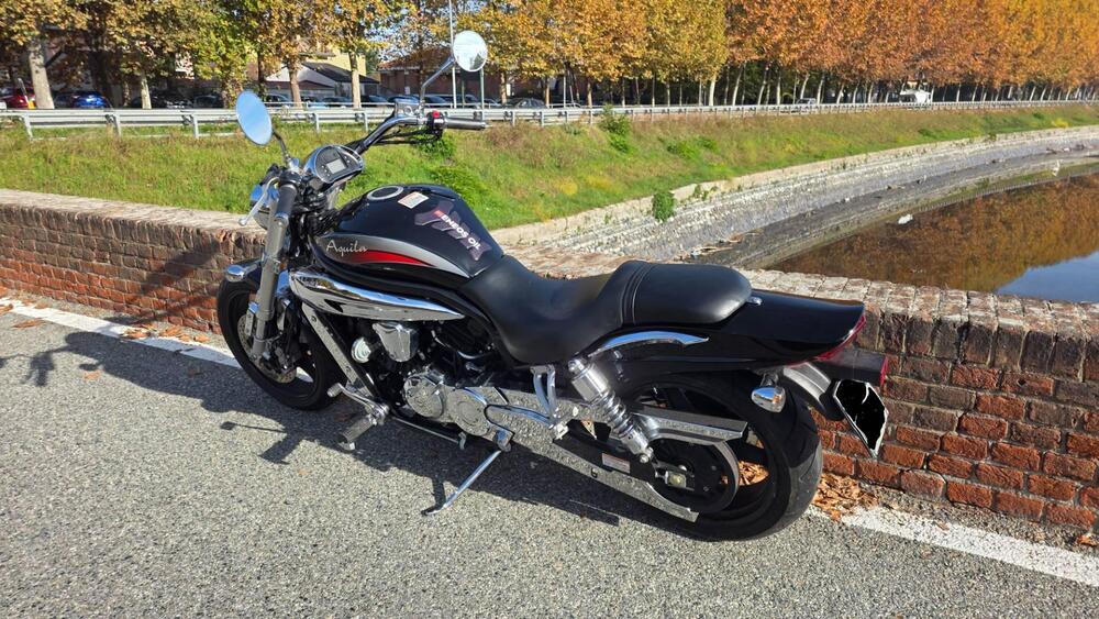 Hyosung Aquila 650 GV (2006 - 16) (2)