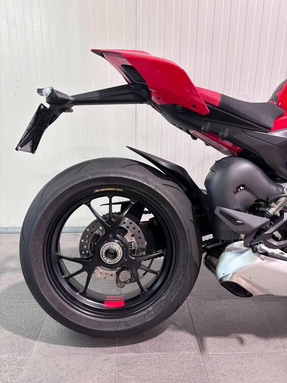 Ducati Streetfighter V4 S (2023 - 24) (2)