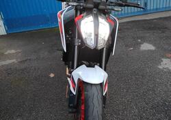 KTM 890 Duke R (2021) usata