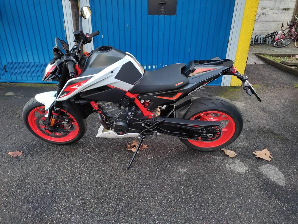 KTM 890 Duke R (2021) (5)