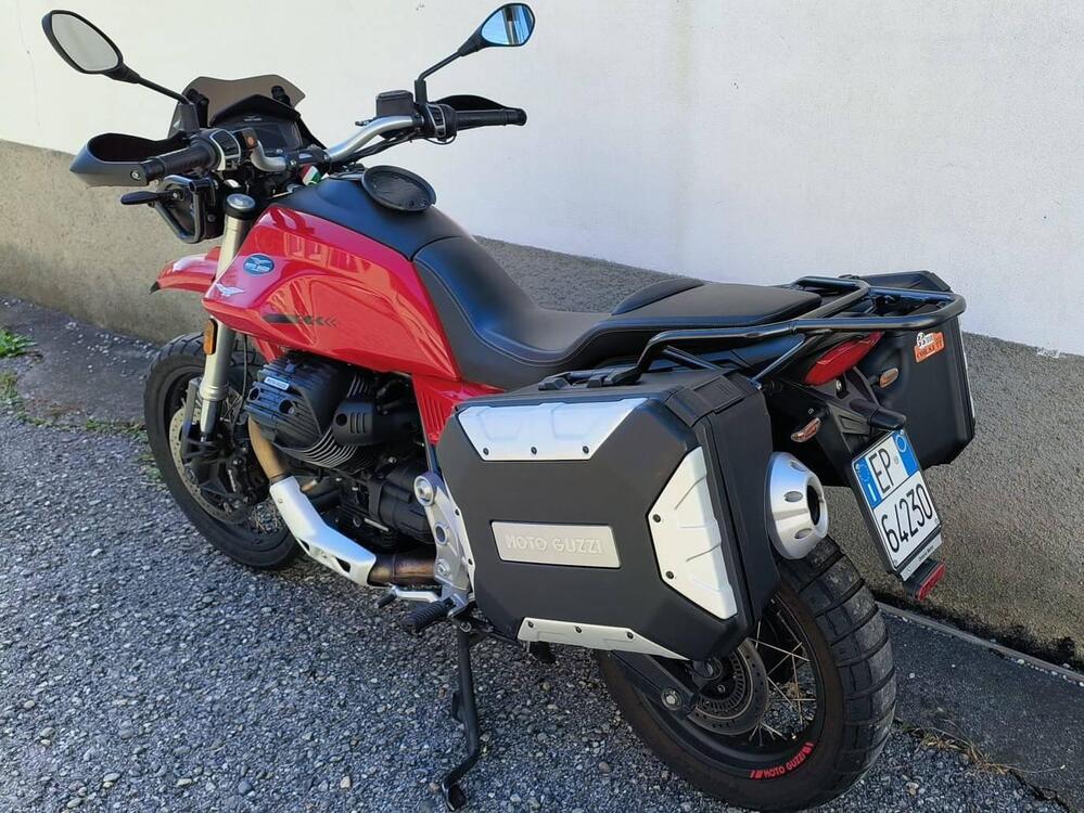 Moto Guzzi V85 TT Travel (2020) (4)