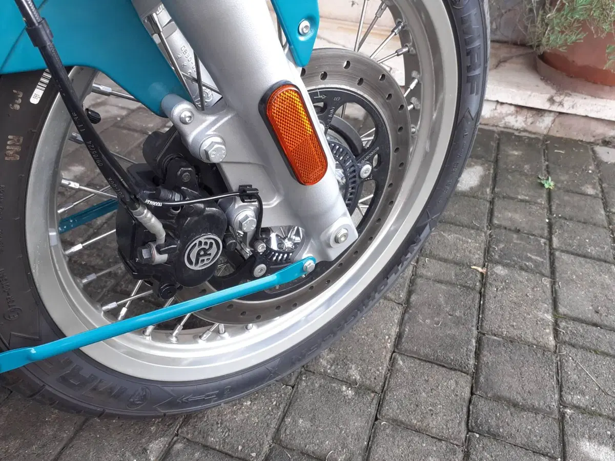 Royal Enfield Classic 650 (2025 - 26) (7)